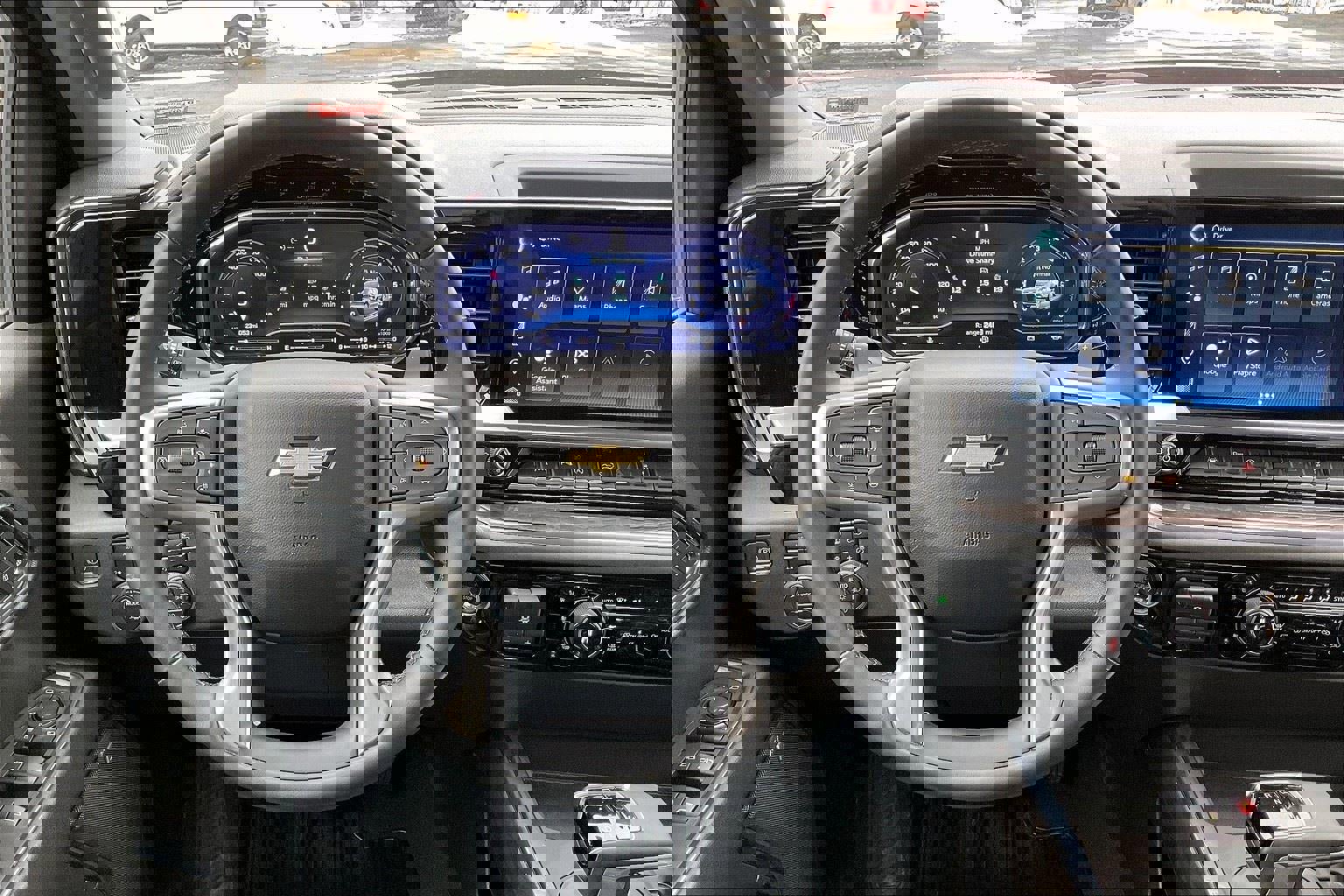 Used 2023 Chevrolet Silverado 1500 LTZ image 5