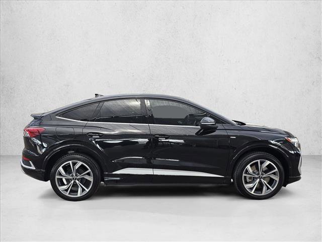 Used 2023 Audi Q4 e-tron Premium Plus w/ Premium Plus image 4