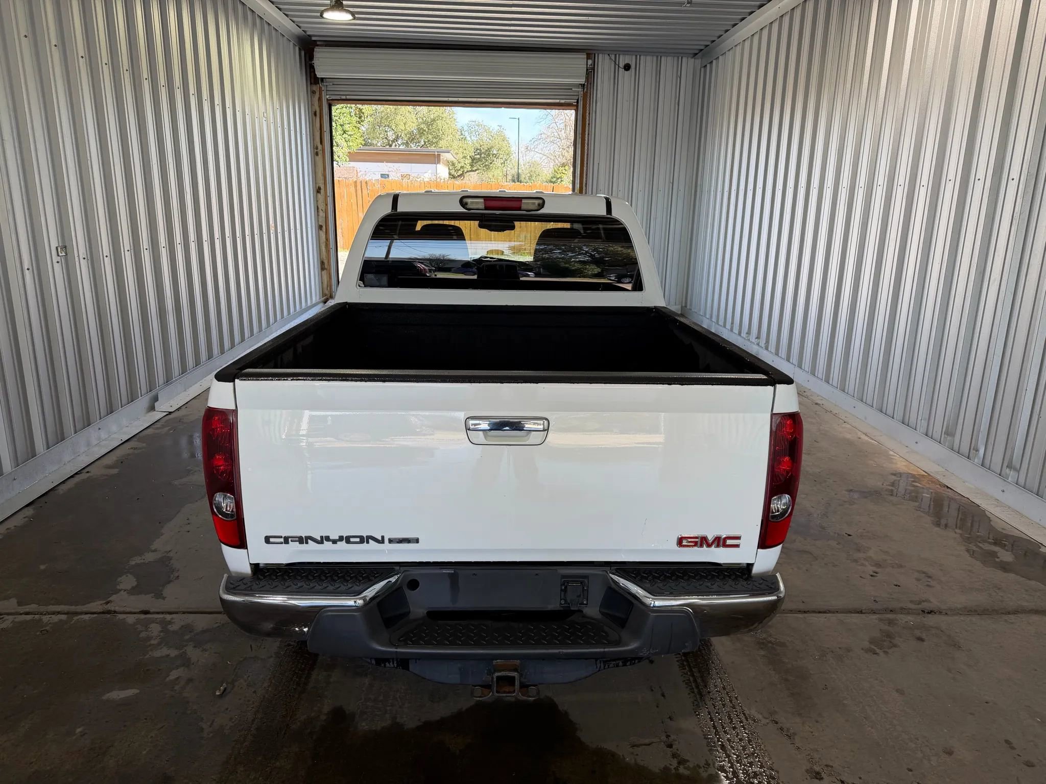 Used 2011 GMC Canyon SLE image 6