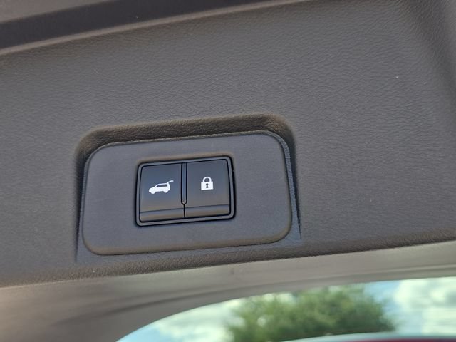 Certified 2023 Nissan Rogue SV w/ SV Premium B Package FWD image 11