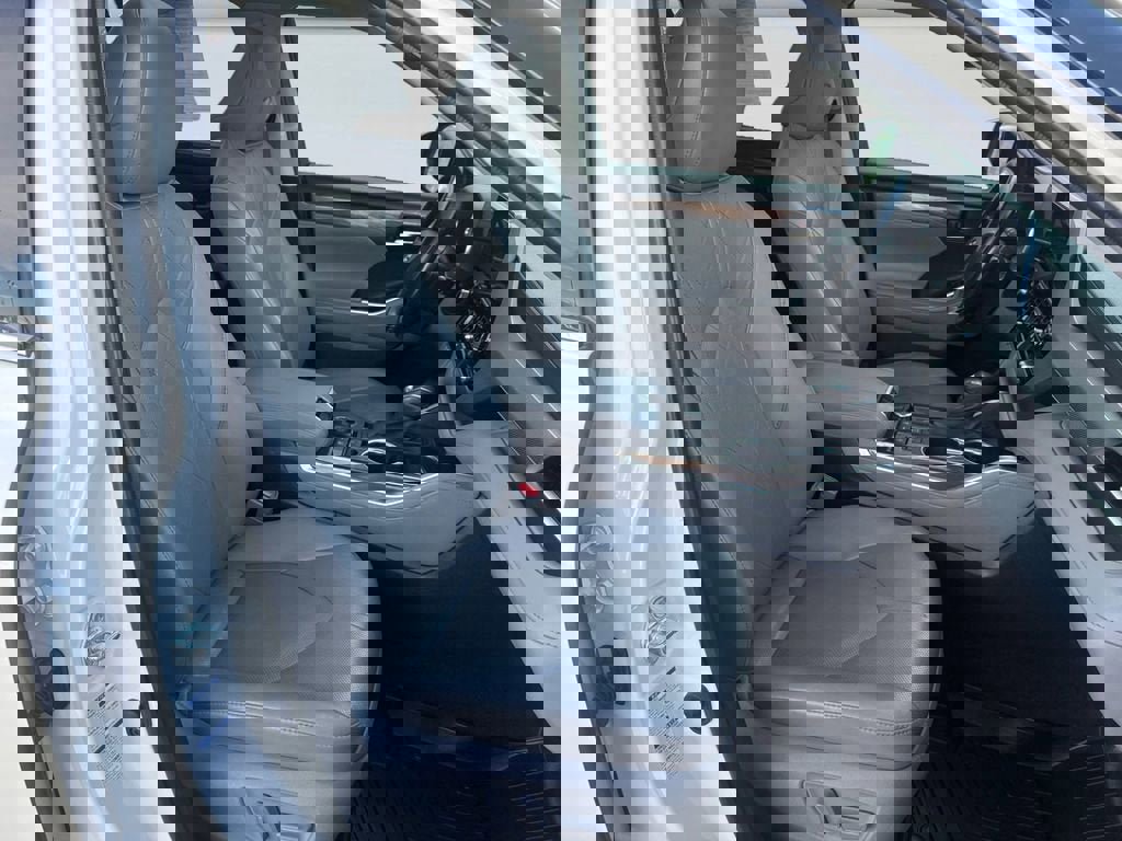 Used 2021 Toyota Highlander Platinum AWD/4WD image 15