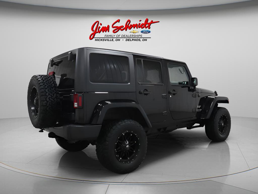 Used 2018 Jeep Wrangler Unlimited Sahara w/ Connectivity Group image 6