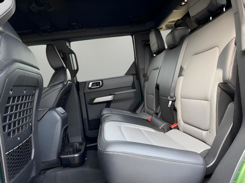 Used 2023 Ford Bronco Everglades AWD/4WD image 10
