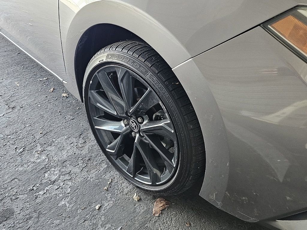 Used 2014 Toyota Corolla LE w/ Driver Convenience Package image 3