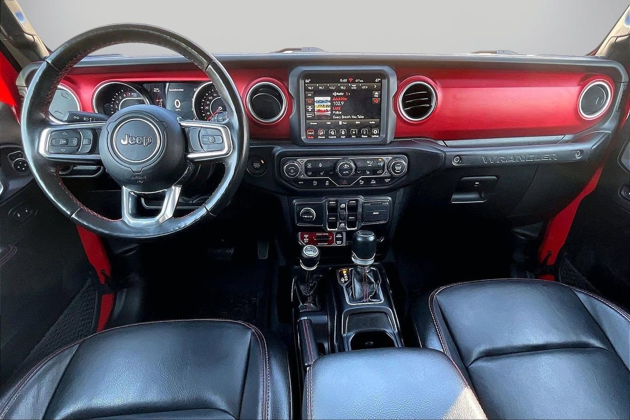 Certified 2022 Jeep Wrangler Unlimited Rubicon w/ Cold Weather Group image 16