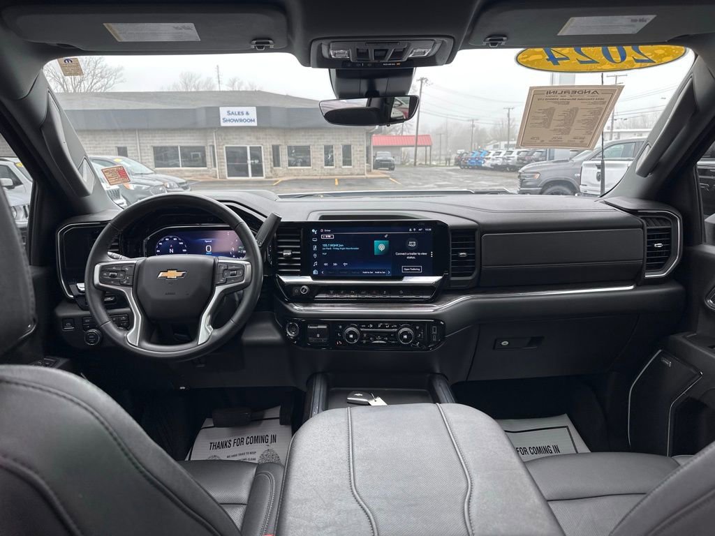 Used 2024 Chevrolet Silverado 3500 LTZ w/ LTZ Premium Package image 25