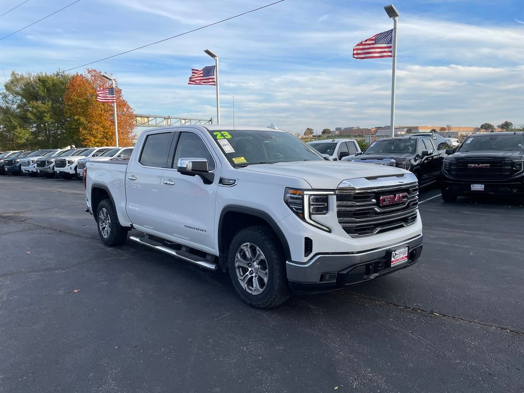 Used 2023 GMC Sierra 1500 SLT w/ SLT Convenience Package image 8