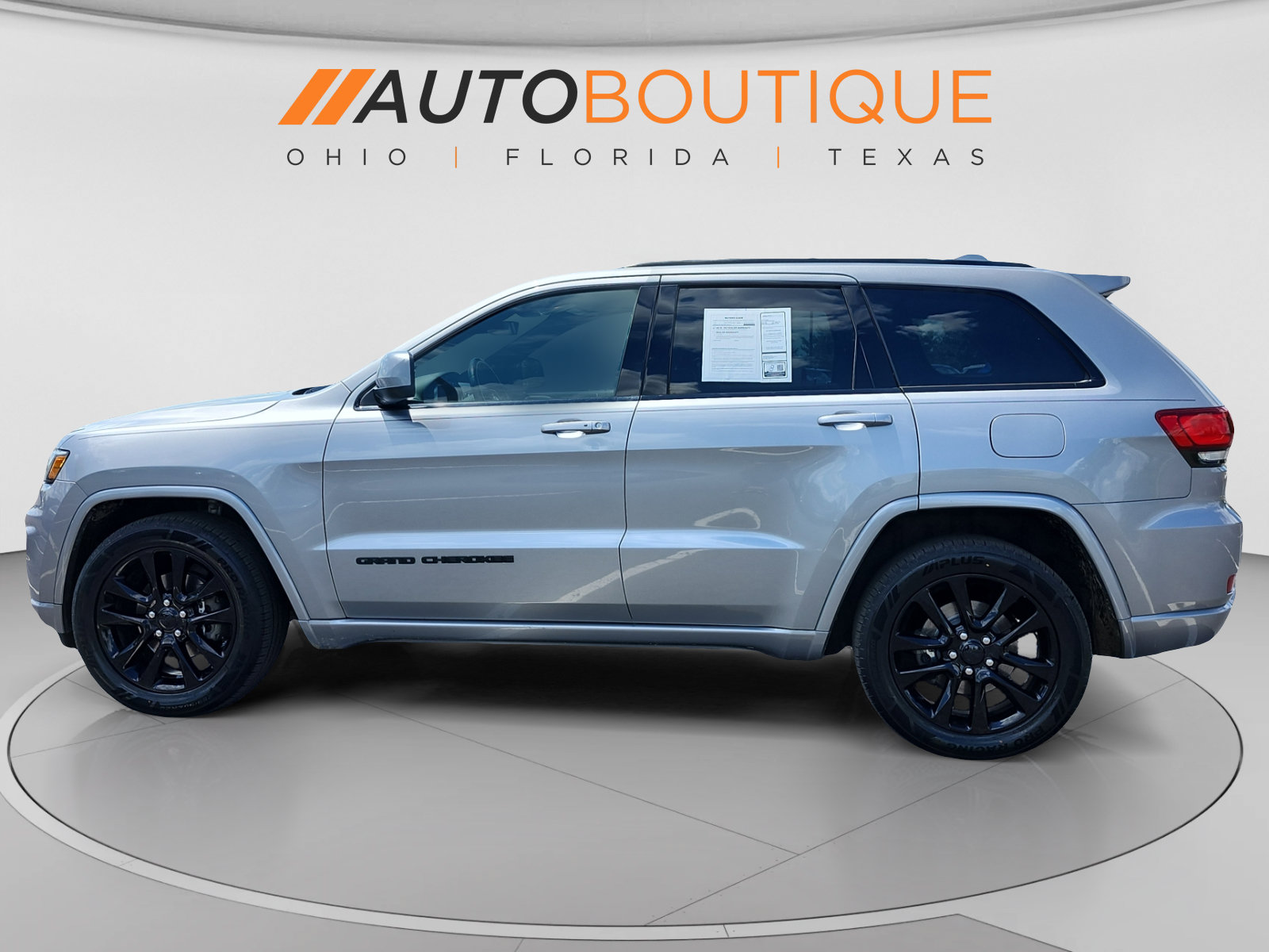 Used 2019 Jeep Grand Cherokee Altitude RWD image 2