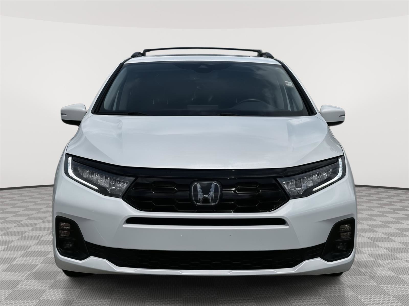 Certified 2025 Honda Odyssey Touring image 2