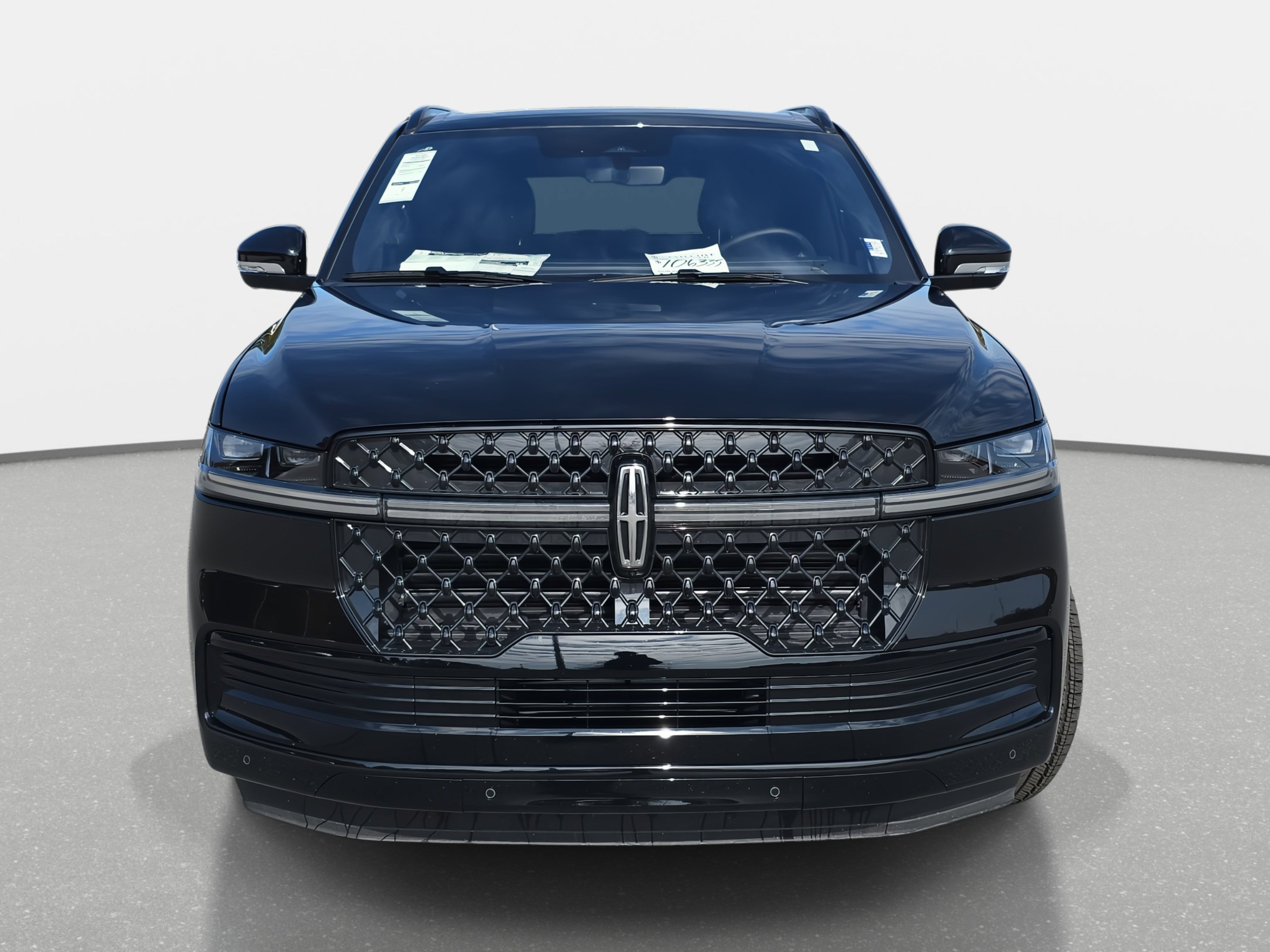 New 2025 Lincoln Navigator Reserve w/ Jet Appearance Package image 2