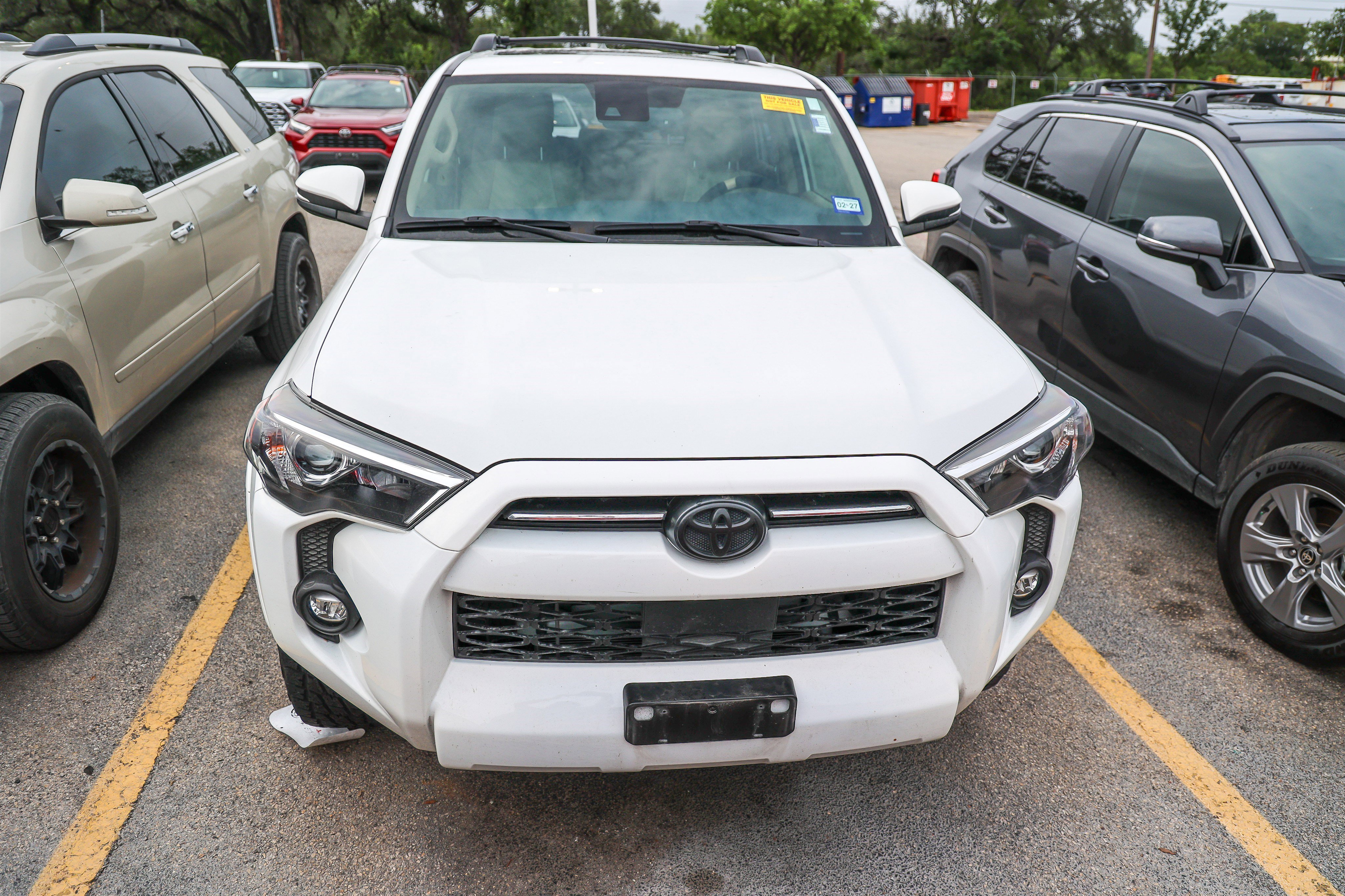 Used 2023 Toyota 4Runner SR5 Premium w/ Moonroof Package RWD image 4