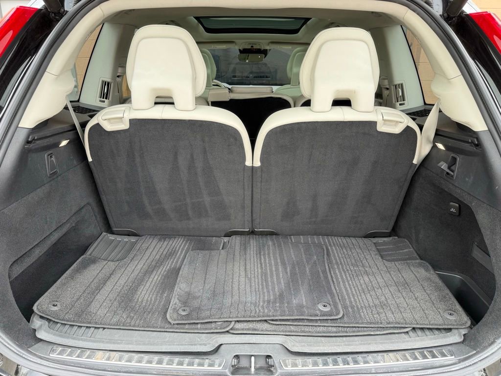 Used 2018 Volvo XC90 T5 Momentum w/ Convenience Package AWD/4WD image 21
