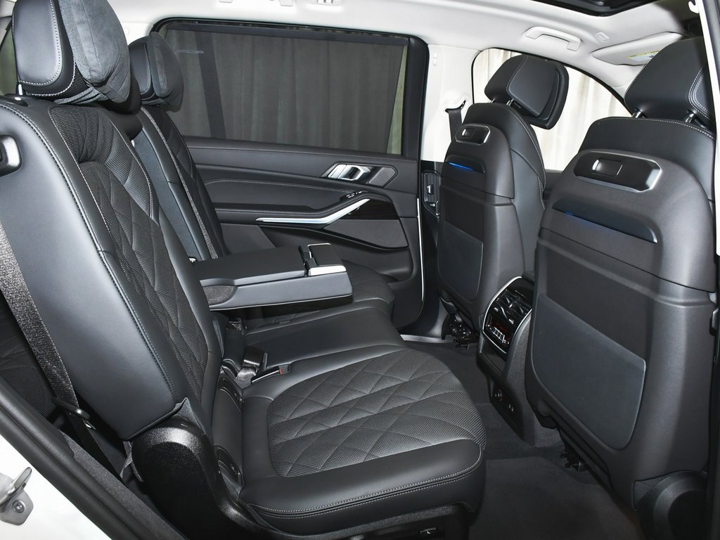Used 2026 BMW X7 xDrive40i image 66