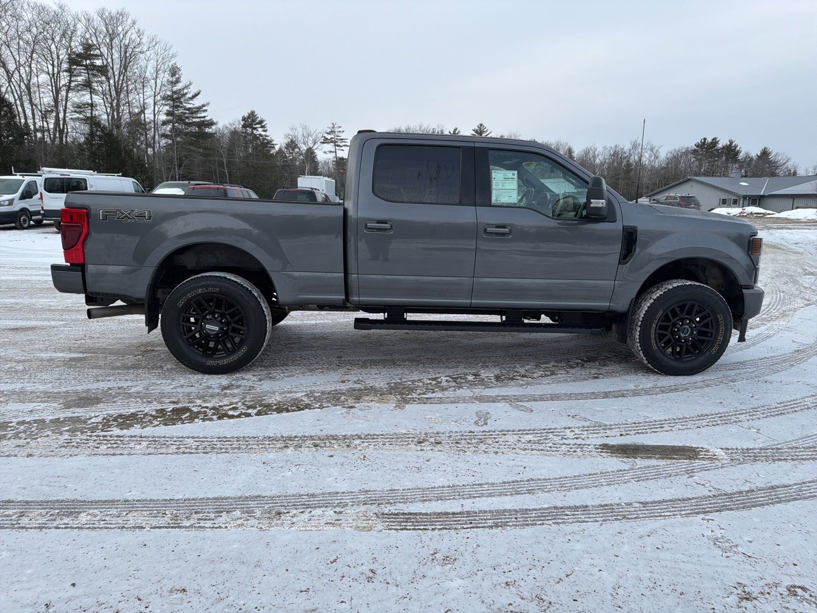 Certified 2022 Ford F250 Lariat w/ Black Appearance Package image 9