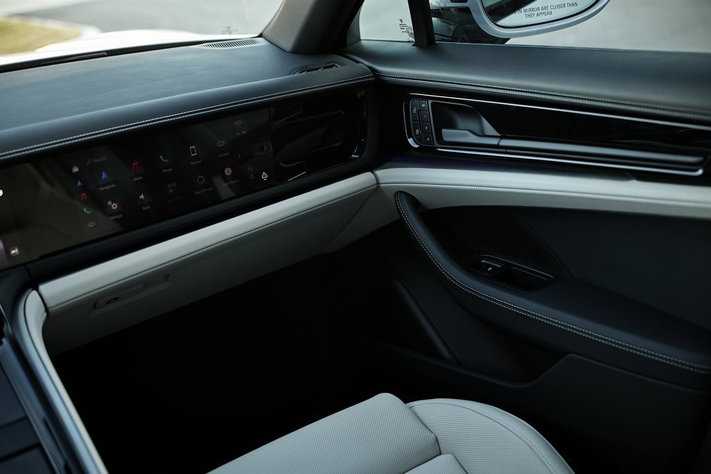 New 2026 Porsche Panamera 4 image 33