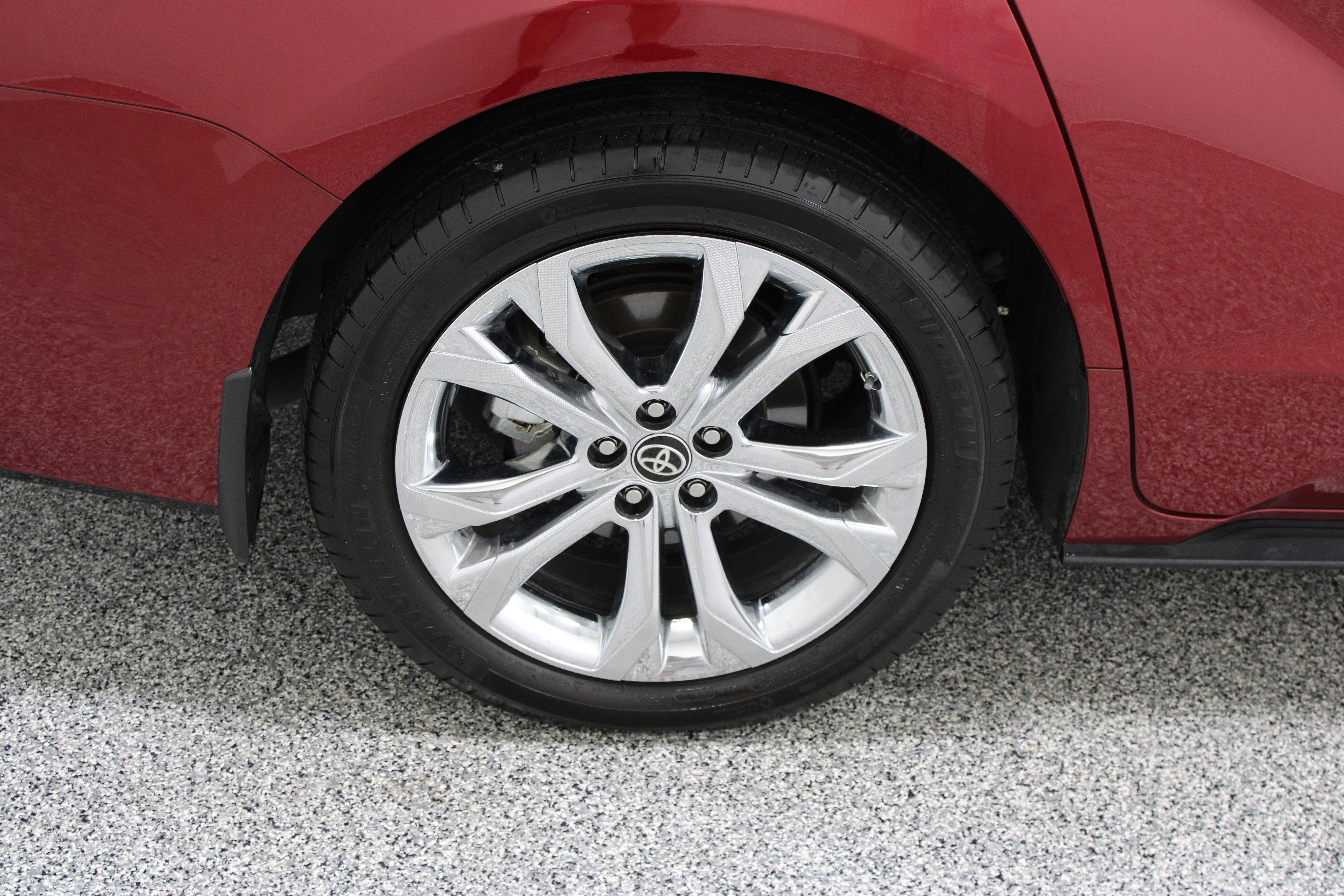 Used 2024 Toyota Sienna Platinum FWD image 6