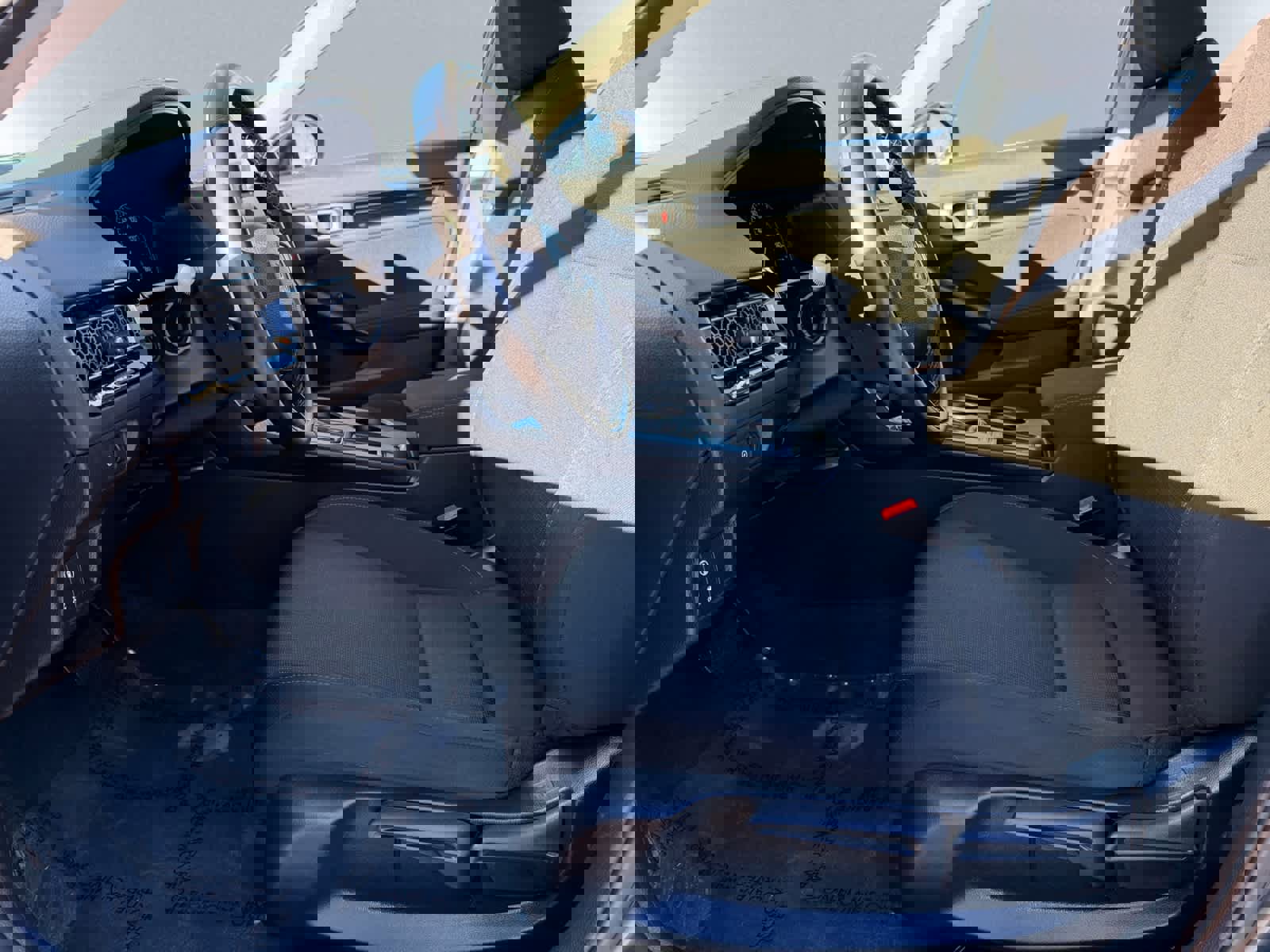 Used 2024 Honda Civic EX image 7