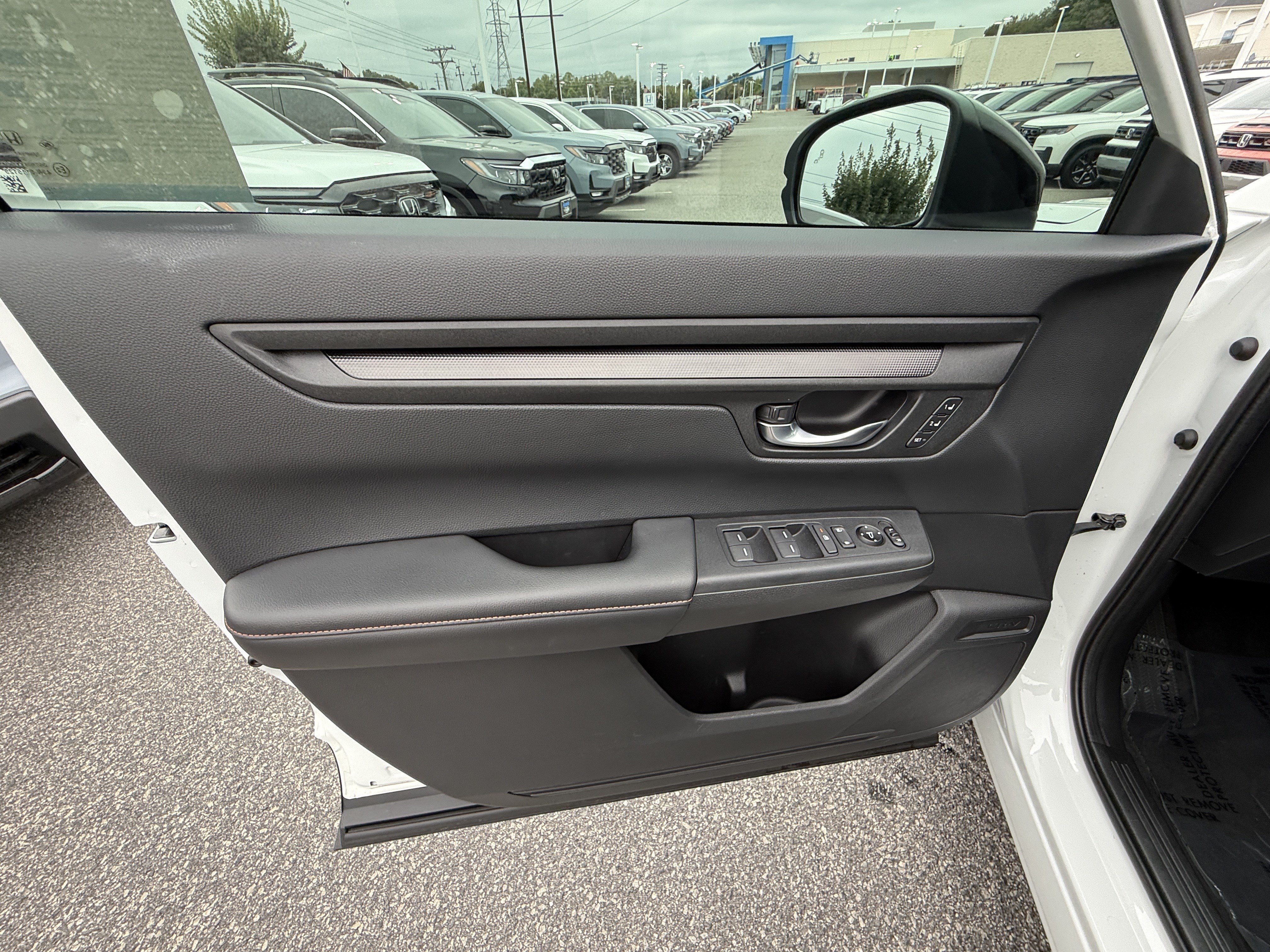 Used 2024 Honda CR-V Sport-L image 14