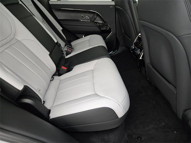 New 2026 Land Rover Range Rover Sport Dynamic SE image 17