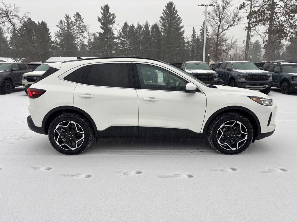 New 2026 Ford Escape Platinum w/ Equipment Group 601A image 2