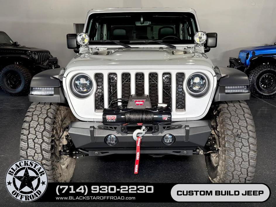 Used 2023 Jeep Gladiator Rubicon w/ Cold Weather Group AWD/4WD image 3