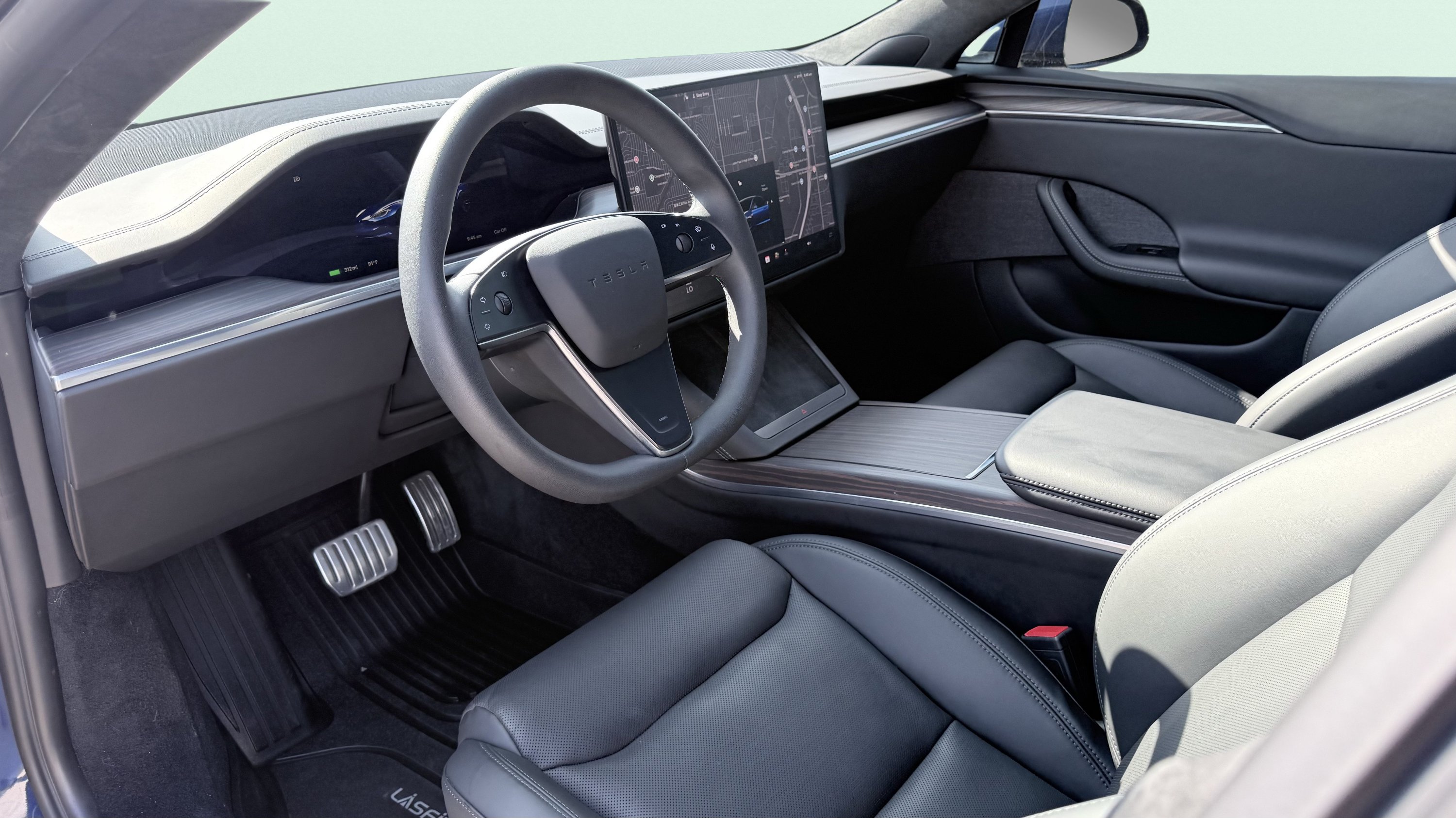 Used 2025 Tesla Model S AWD/4WD image 29