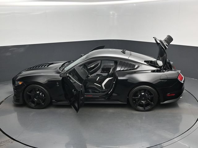 Used 2021 Ford Mustang Shelby GT500 w/ Technology Package RWD image 17