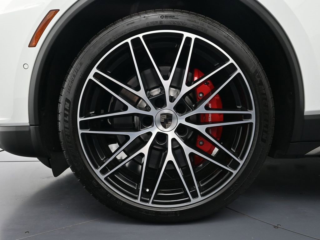 Used 2025 Porsche Macan Turbo Electric image 26