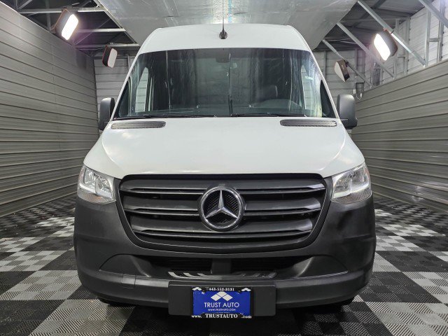 Used 2020 Mercedes-Benz Sprinter 2500 image 3