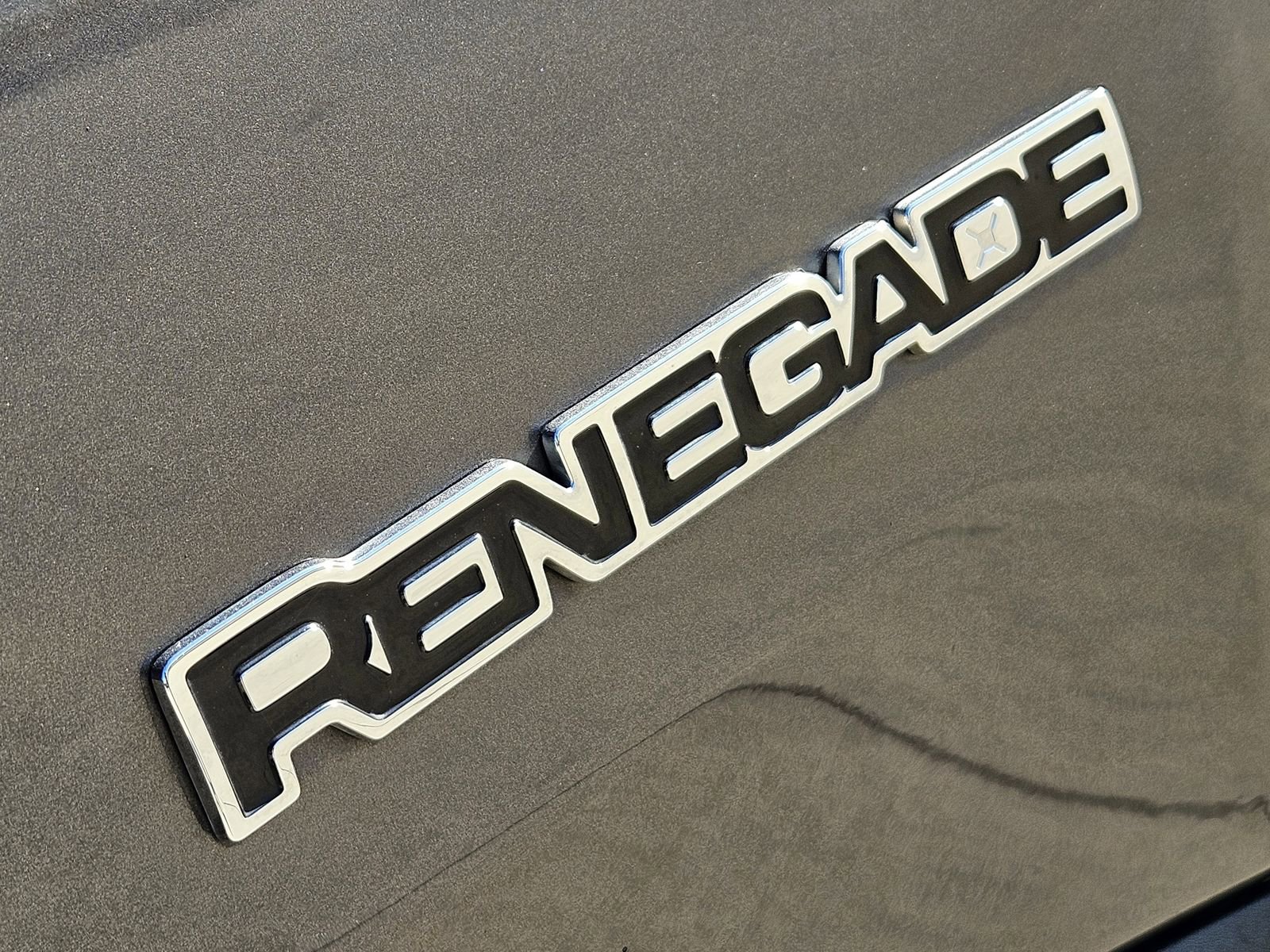 Used 2017 Jeep Renegade Latitude w/ Safety & Security Group (ALP) image 15