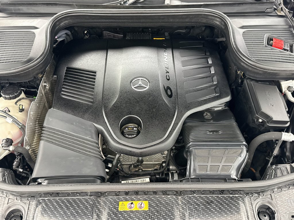 Certified 2021 Mercedes-Benz GLS 450 4MATIC image 28