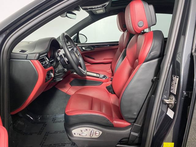 Used 2024 Porsche Macan S AWD/4WD image 10
