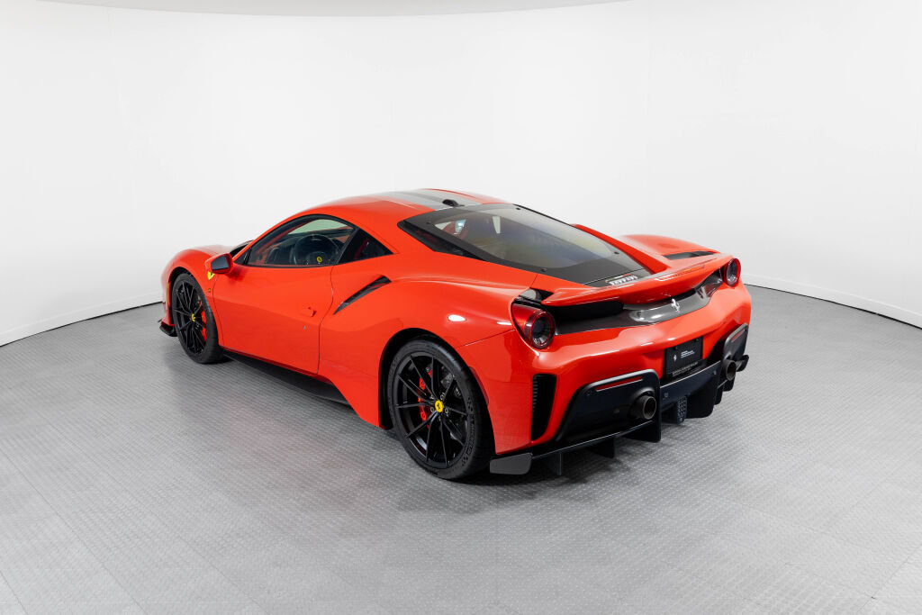 Certified 2019 Ferrari 488 Pista Coupe RWD image 10