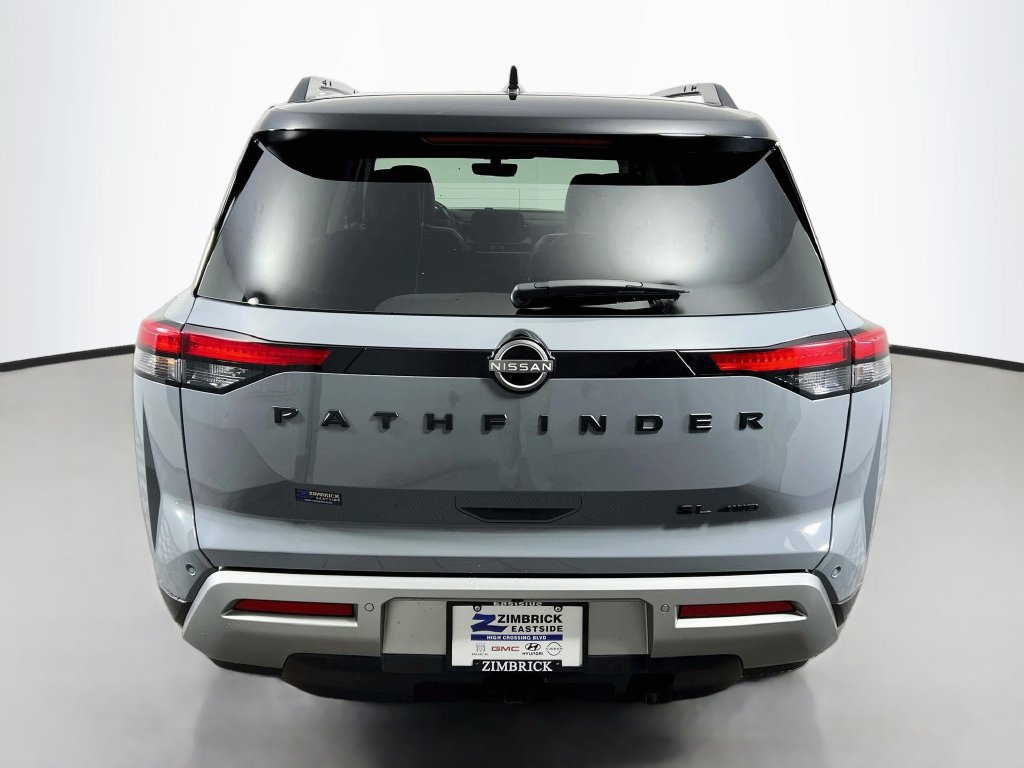 Used 2024 Nissan Pathfinder SL w/ SL Premium Package AWD/4WD image 6
