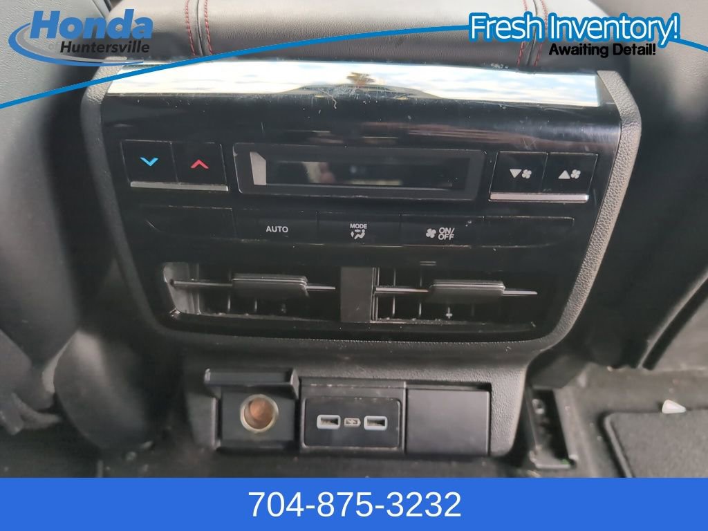 Used 2023 Acura MDX A-Spec image 19