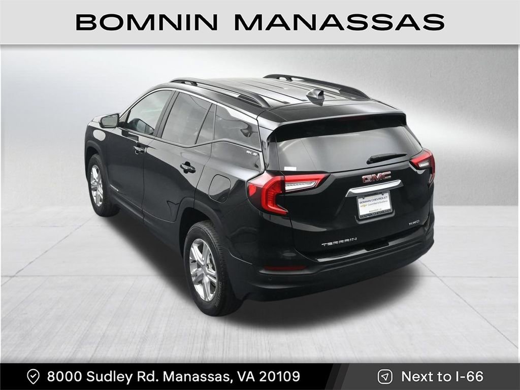 Used 2023 GMC Terrain SLE w/ Driver Convenience Package image 22