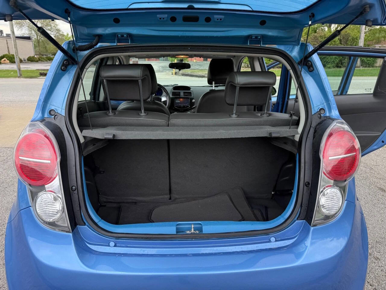 Used 2015 Chevrolet Spark LT FWD image 11