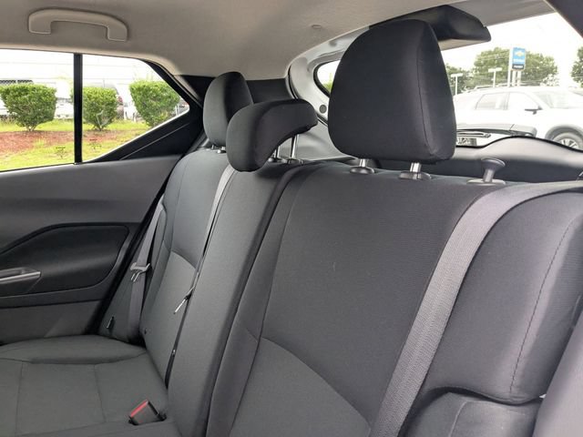New 2025 Nissan Kicks Play S FWD image 27
