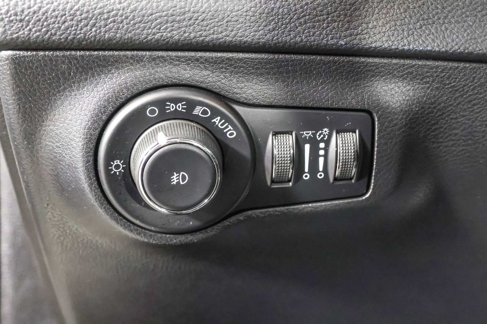 Used 2021 Jeep Compass Limited w/ Trailer Tow Group image 26