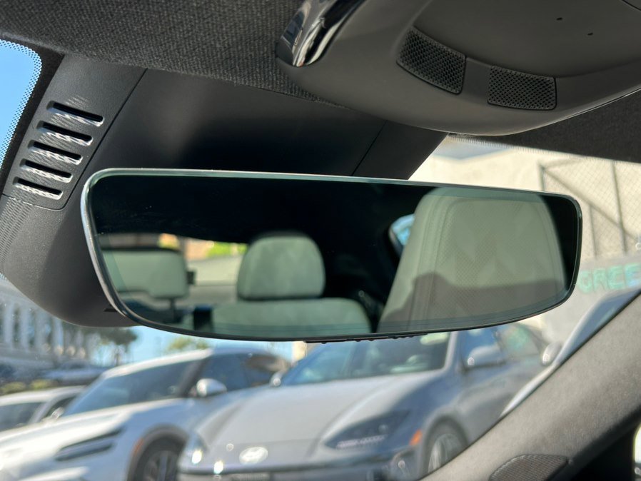 Used 2023 Polestar Polestar 2 w/ Pilot Pack image 30