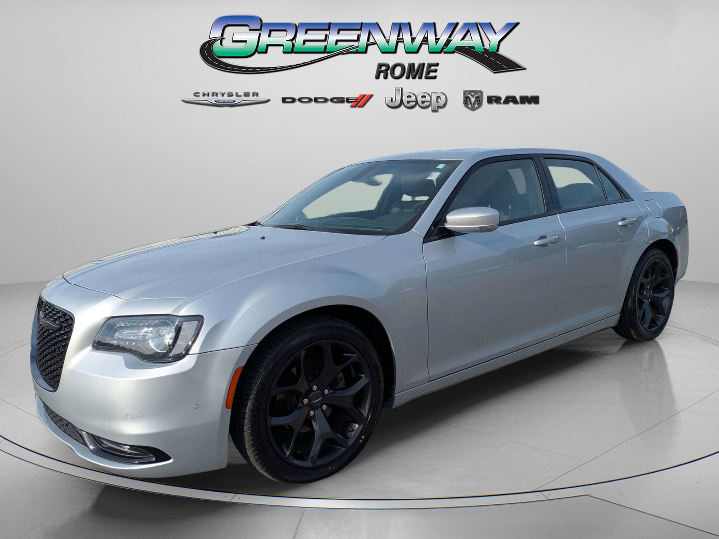 Used 2022 Chrysler 300 S w/ Comfort Group image 4
