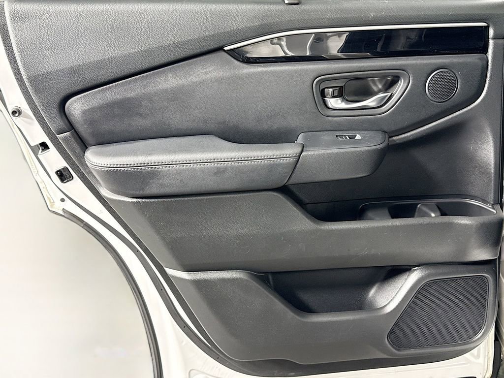 Used 2023 Honda Pilot EX-L image 25