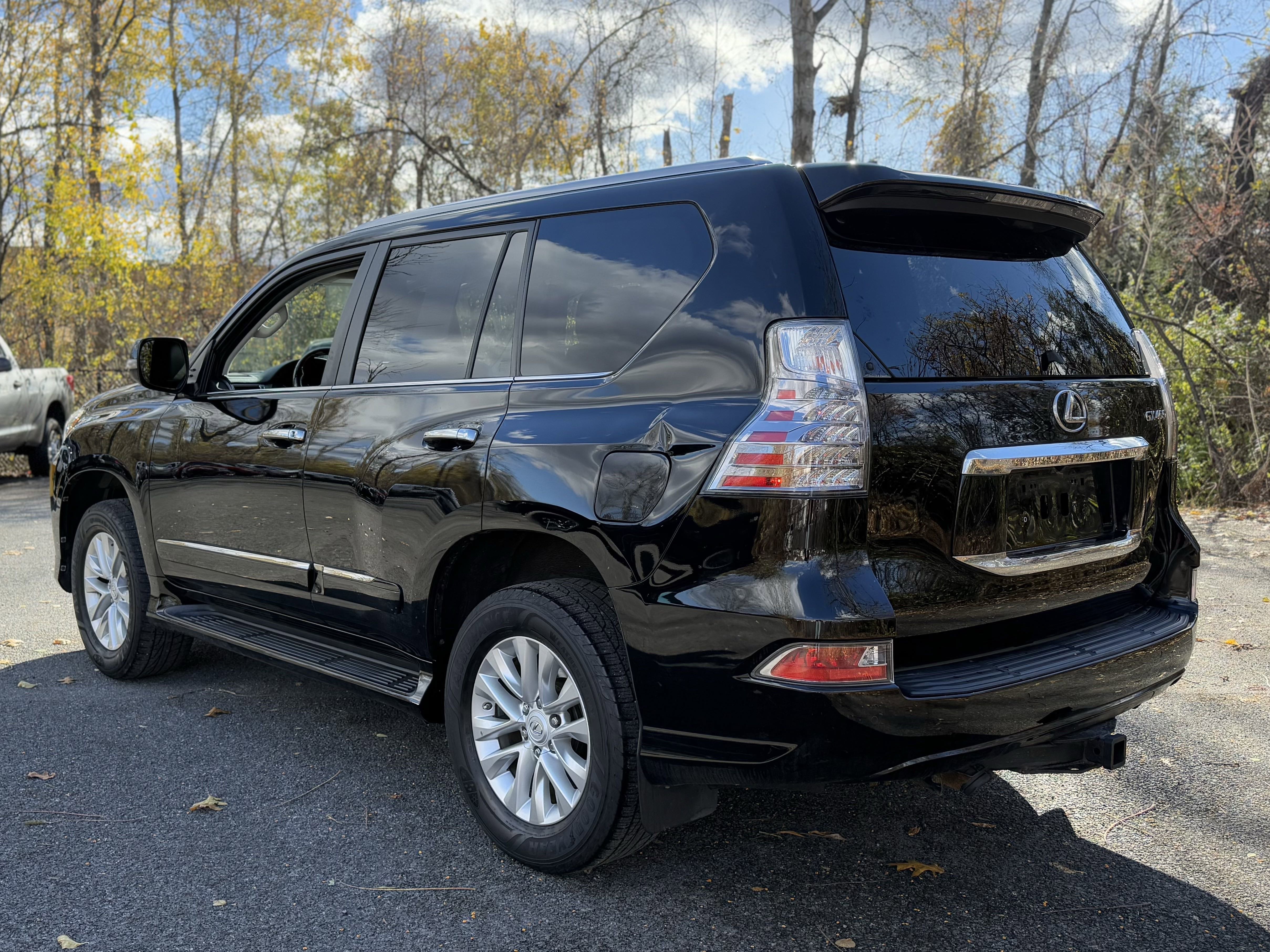 Used 2017 Lexus GX 460 image 9