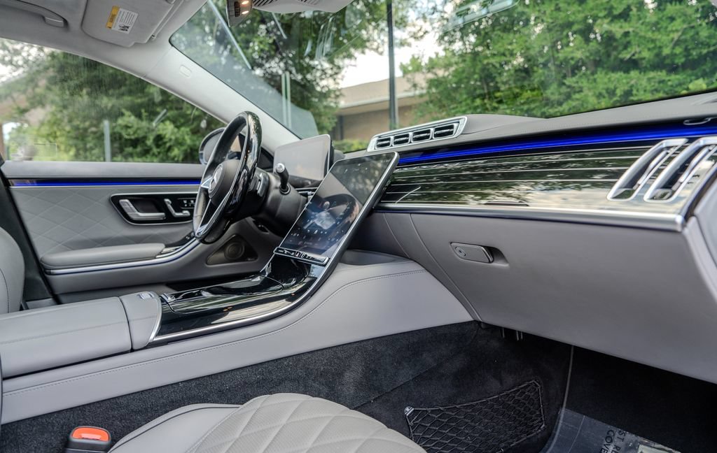 Used 2023 Mercedes-Benz S 580 4MATIC Sedan image 22
