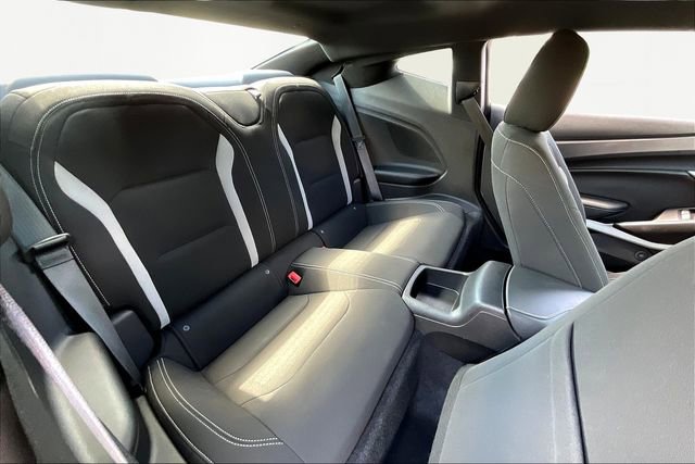Used 2021 Chevrolet Camaro LT image 17