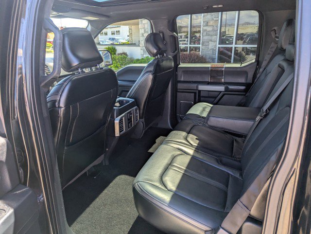 Used 2015 Ford F150 Platinum w/ Equipment Group 701A Luxury AWD/4WD image 23