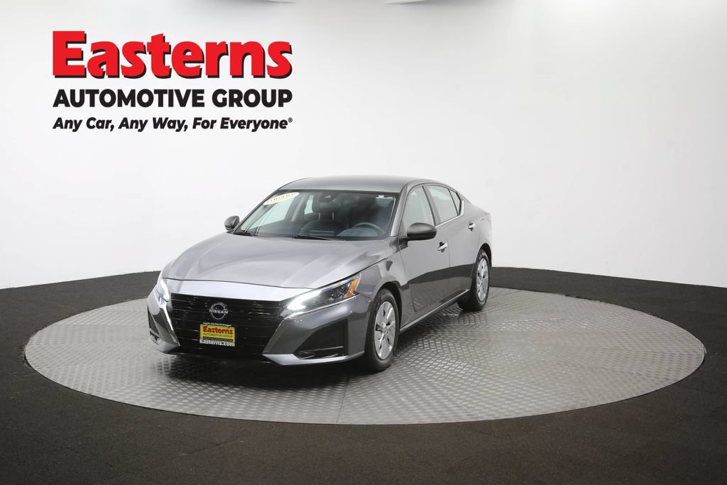 Used 2024 Nissan Altima 2.5 S FWD image 53