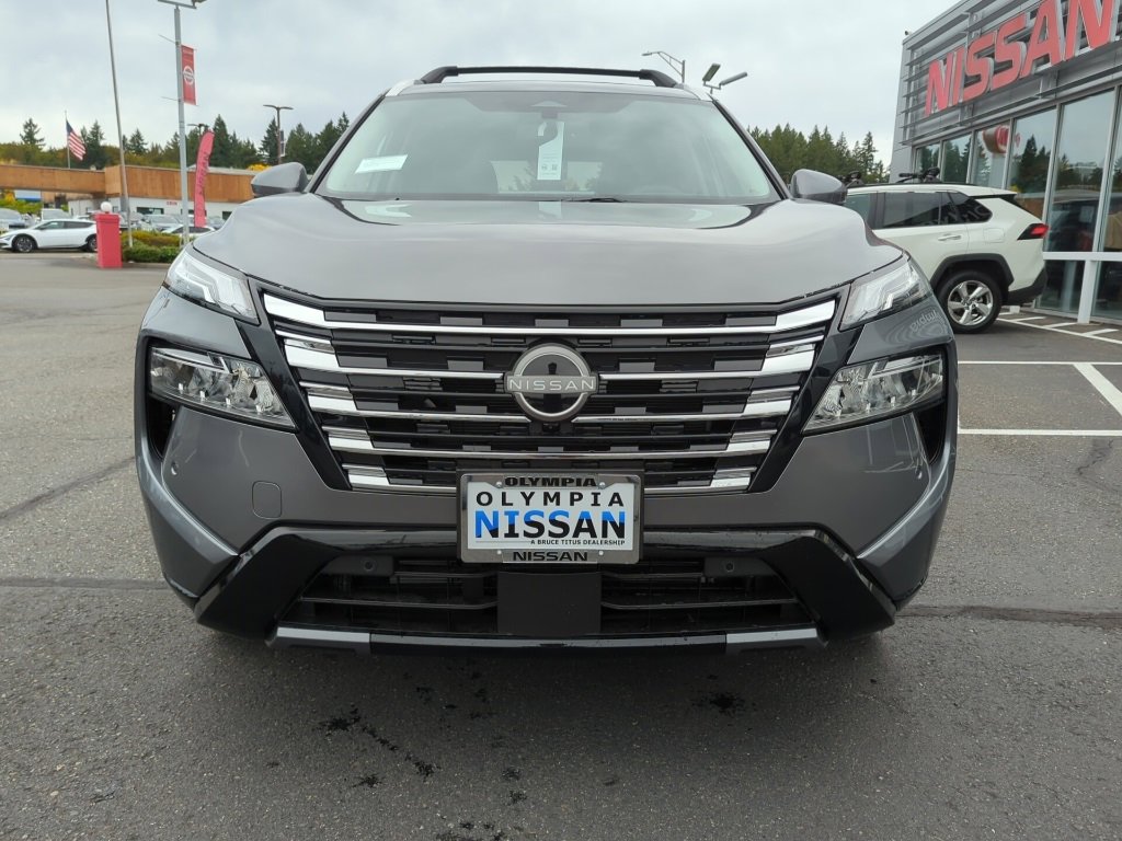 New 2026 Nissan Rogue Platinum image 8