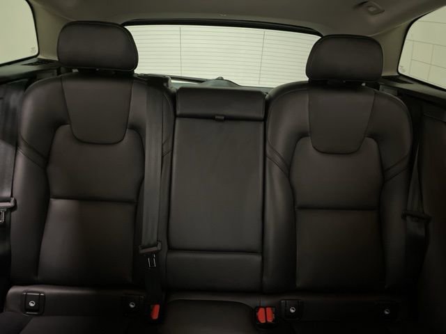 Used 2025 Volvo XC60 B5 Core image 72
