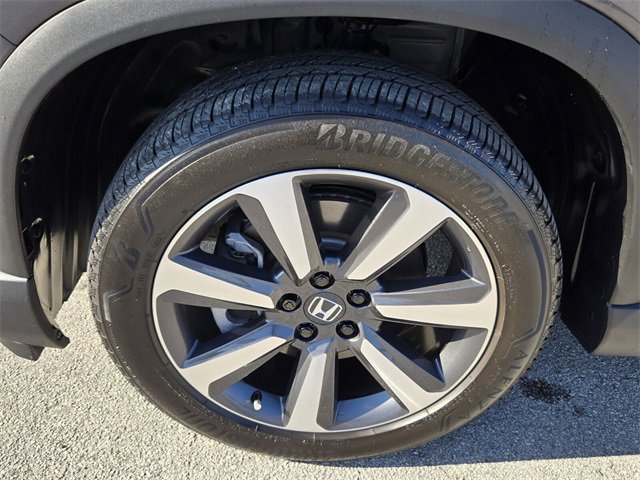 Used 2023 Honda Pilot Touring image 10